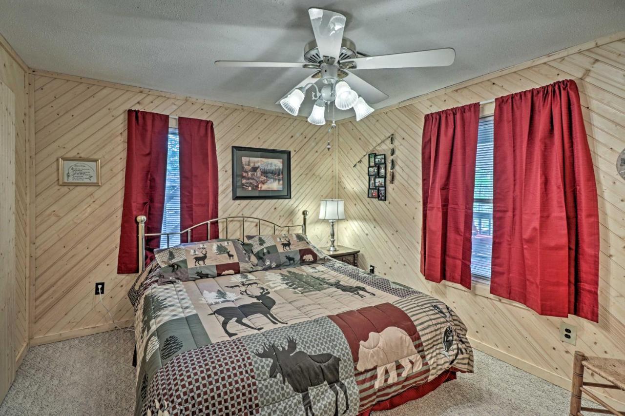 Secluded Edgemont Getaway With Huge Outdoor Deck! Villa Fairfield Bay Екстериор снимка