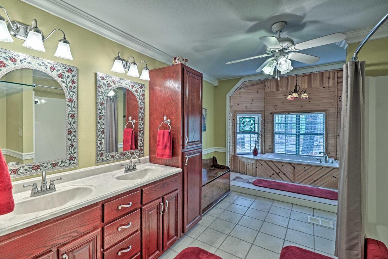 Secluded Edgemont Getaway With Huge Outdoor Deck! Villa Fairfield Bay Екстериор снимка