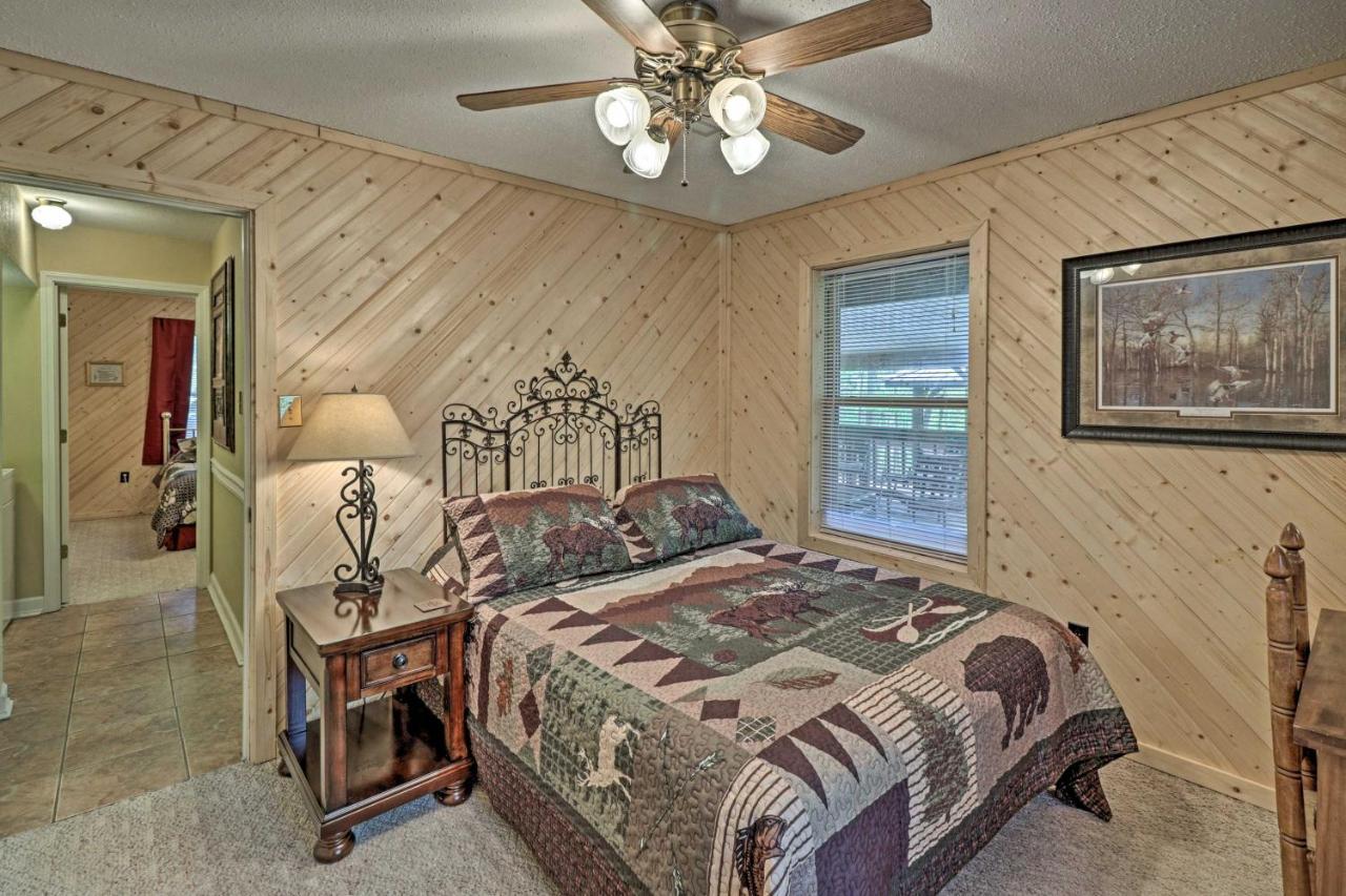 Secluded Edgemont Getaway With Huge Outdoor Deck! Villa Fairfield Bay Екстериор снимка